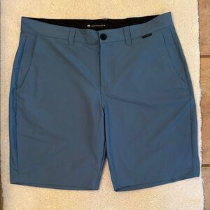 Golf chino shorts
